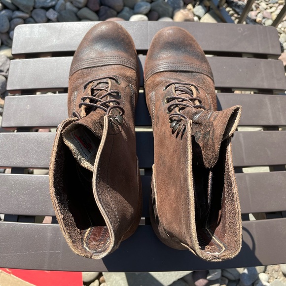 Red Wing 4590 Chocolate Muleskinner Iron Rangers - Picture 9 of 9